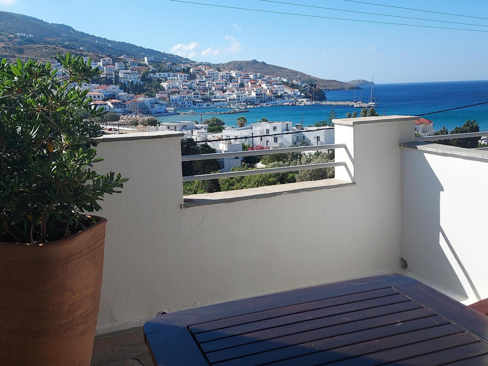 Villa Arni Andros - Βίλα Αρνη Batsíon Habitación foto