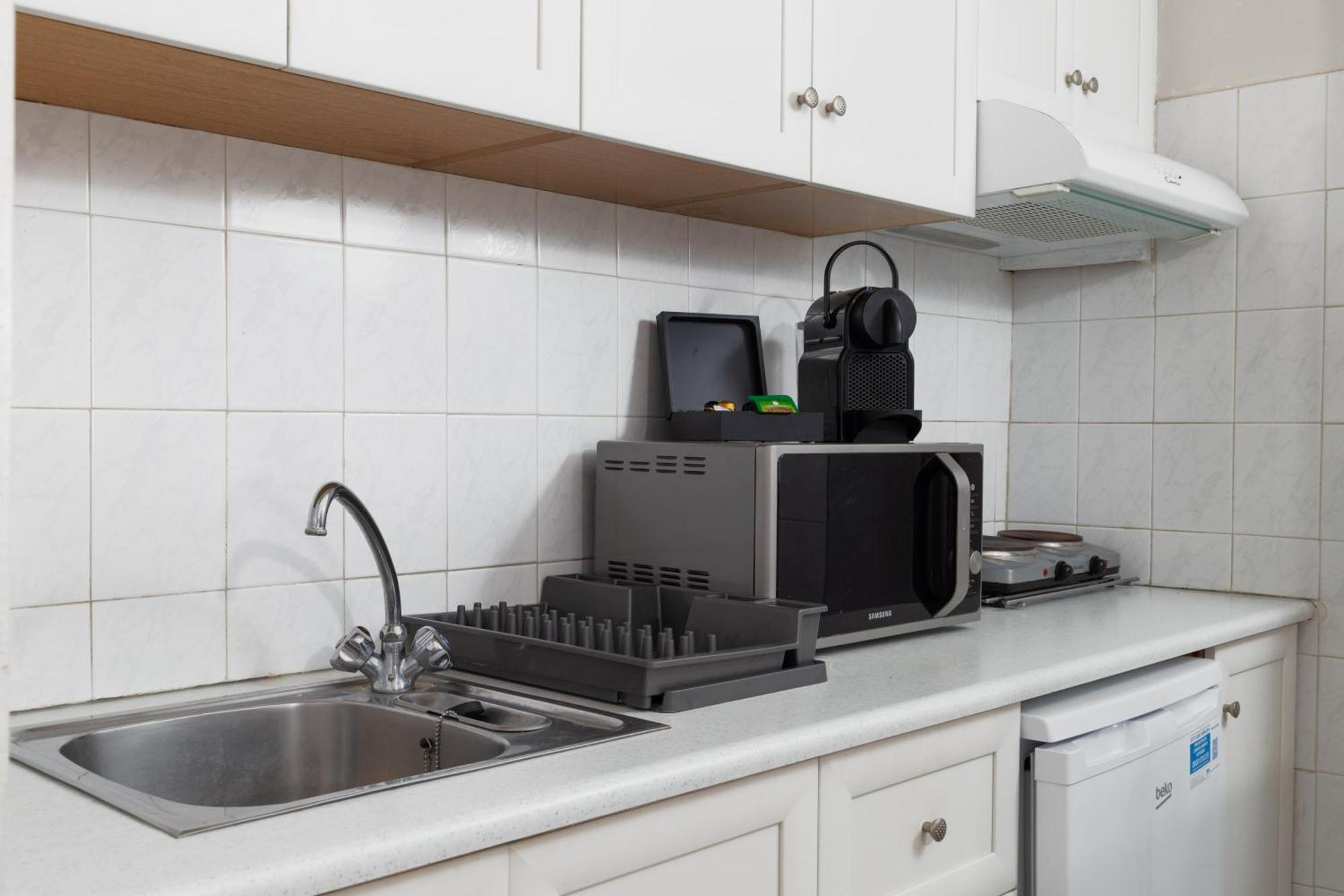 Villa Arni Andros - Βίλα Αρνη Batsíon Habitación foto